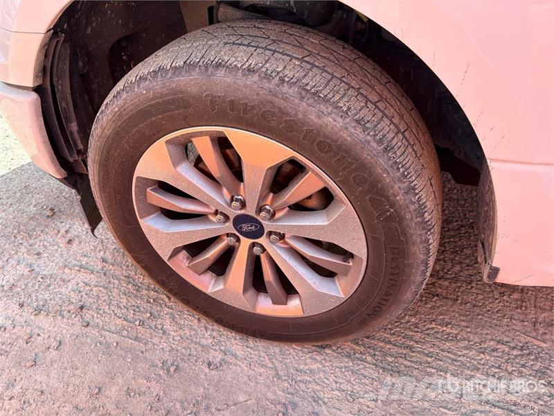 Ford F-150 STX 4x2 Extended Cab Pickup Drugi