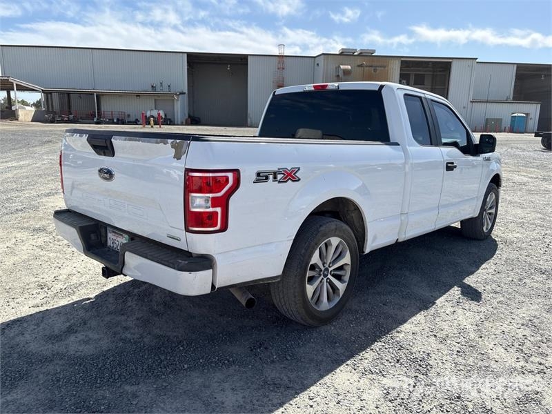 Ford F-150 STX 4x2 Extended Cab Pickup Drugi
