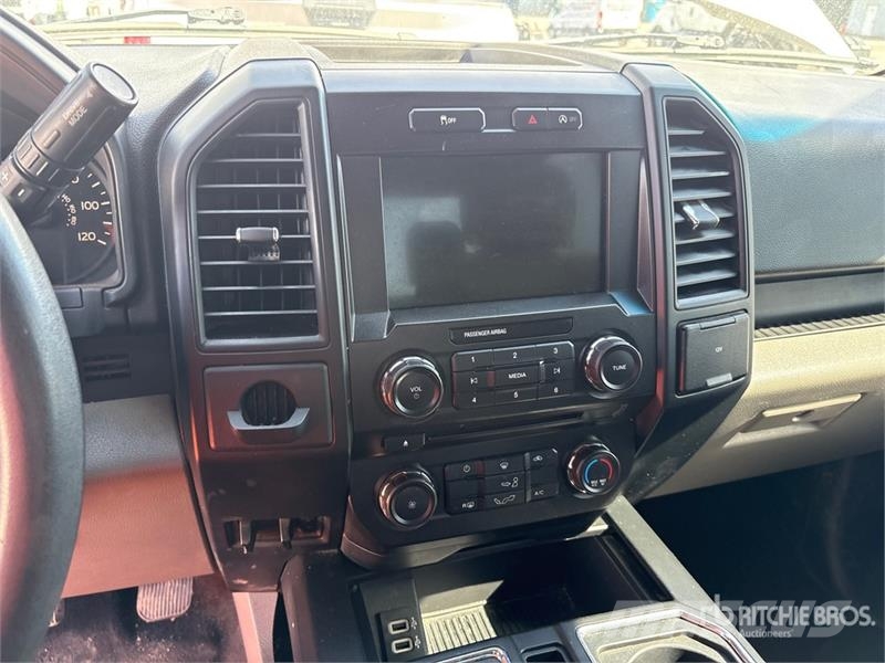 Ford F-150 STX 4x2 Extended Cab Pickup Drugi