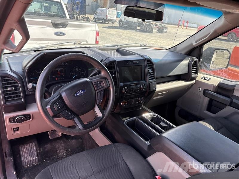 Ford F-150 STX 4x2 Extended Cab Pickup Drugi