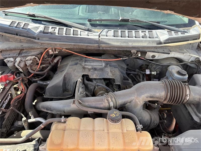 Ford F-150 STX 4x2 Extended Cab Pickup Drugi