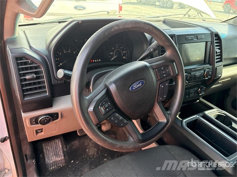 Ford F-150 STX 4x2 Extended Cab Pickup Drugi