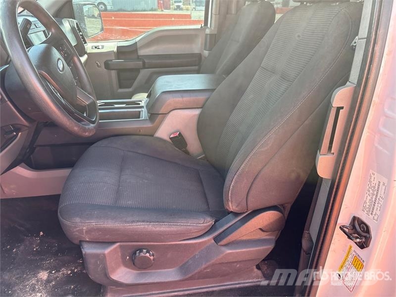 Ford F-150 STX 4x2 Extended Cab Pickup Drugi