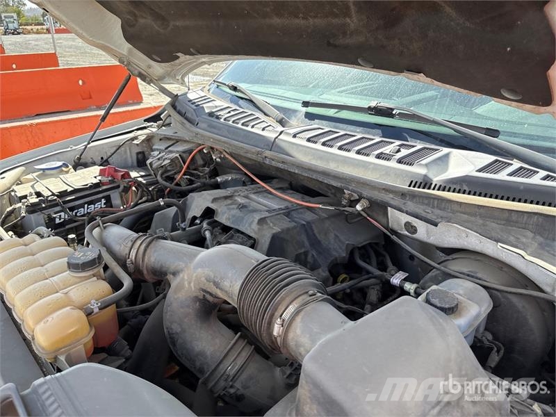 Ford F-150 STX 4x2 Extended Cab Pickup Drugi