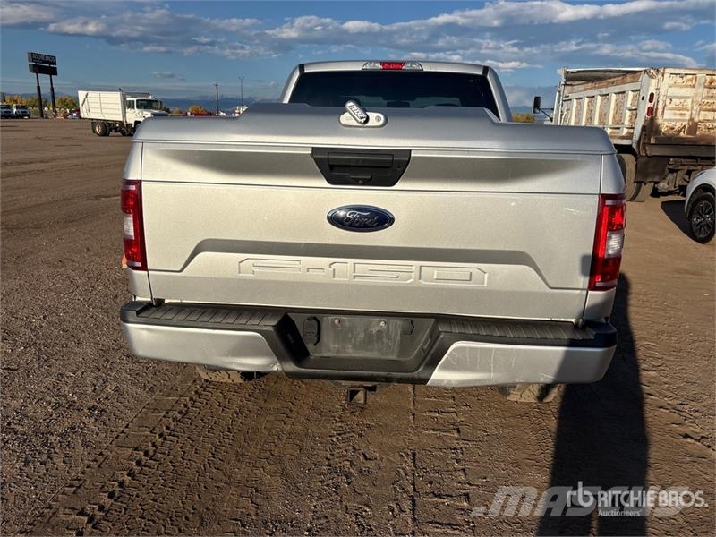 Ford F-150 STX 4x4 Crew Cab Pickup Drugi