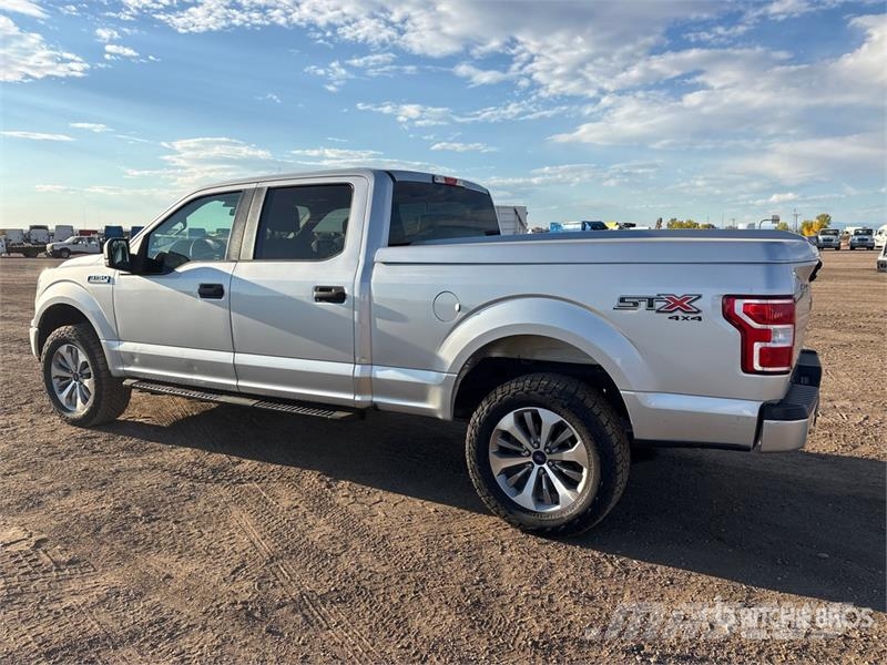 Ford F-150 STX 4x4 Crew Cab Pickup Drugi
