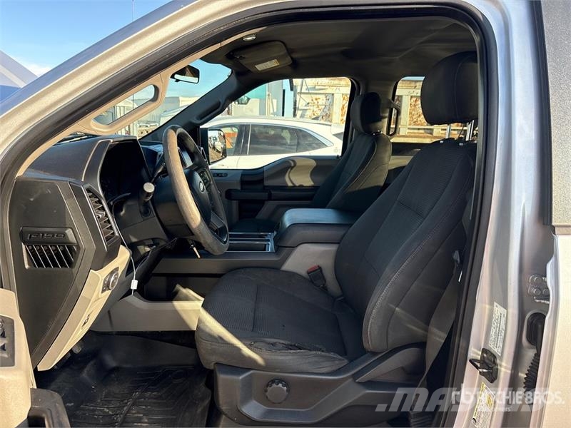 Ford F-150 STX 4x4 Crew Cab Pickup Drugi