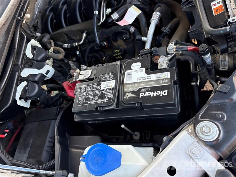 Ford F-150 STX 4x4 Crew Cab Pickup Drugi