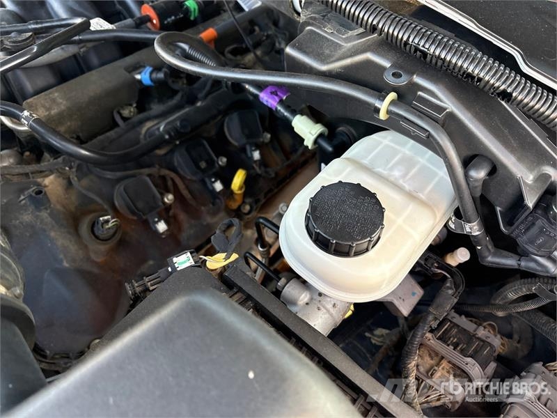 Ford F-150 STX 4x4 Crew Cab Pickup Drugi