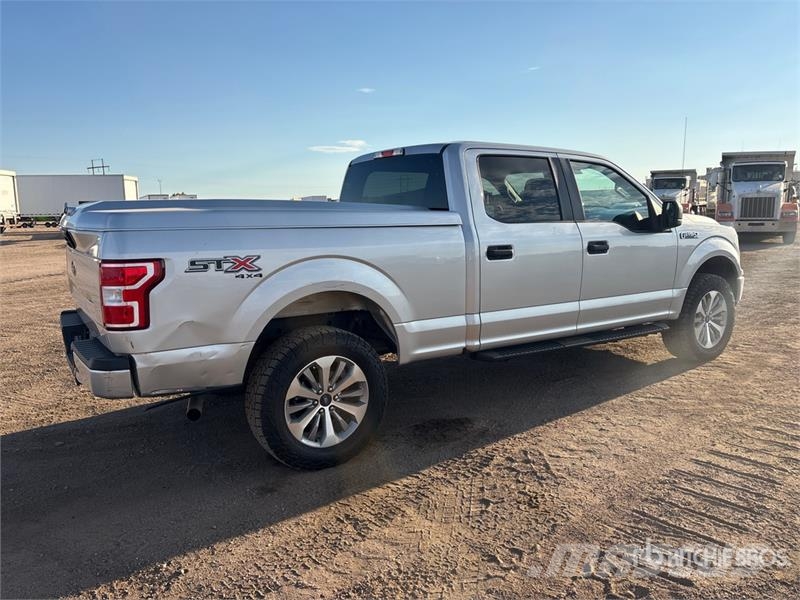 Ford F-150 STX 4x4 Crew Cab Pickup Drugi