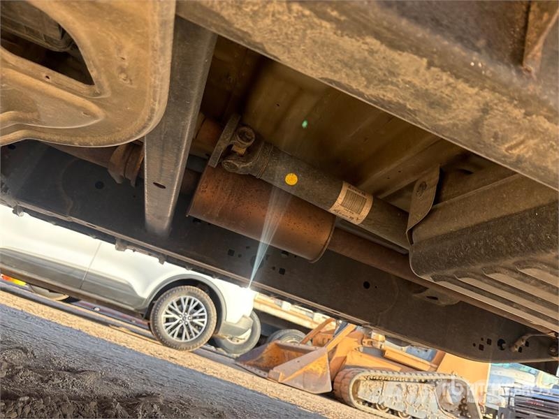 Ford F-150 STX 4x4 Crew Cab Pickup Drugi