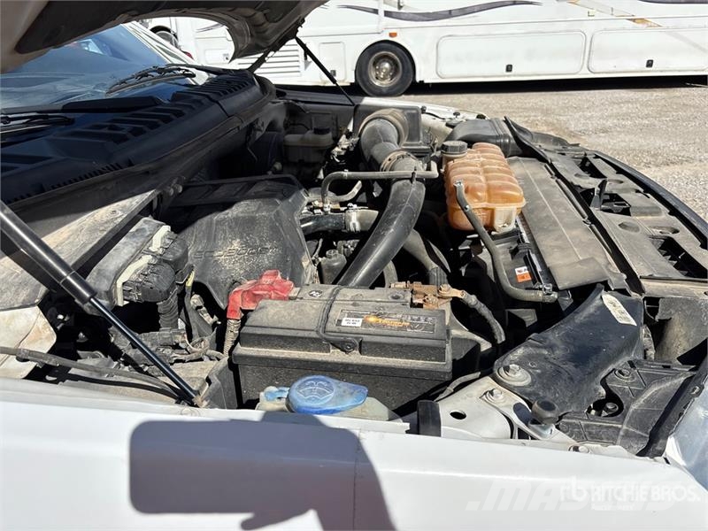 Ford F-150 XL 4x2 Crew Cab Pickup Andere Transporter