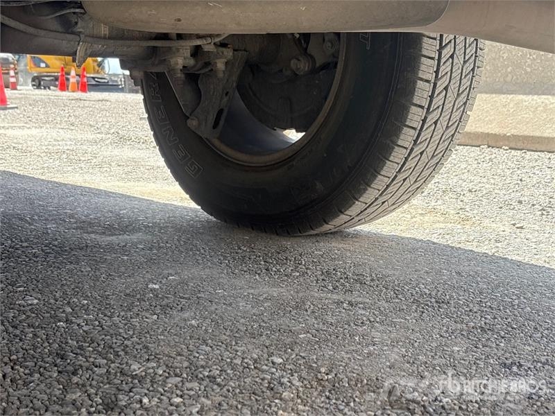 Ford F-150 XL 4x2 Crew Cab Pickup 其他