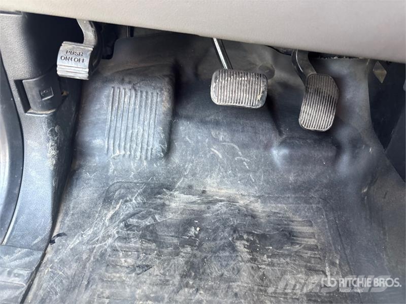 Ford F-150 XL 4x2 Extended Cab Pickup Furgoni altro