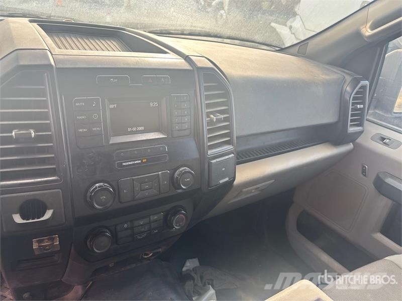 Ford F-150 XL 4x2 Extended Cab Pickup Ostalo