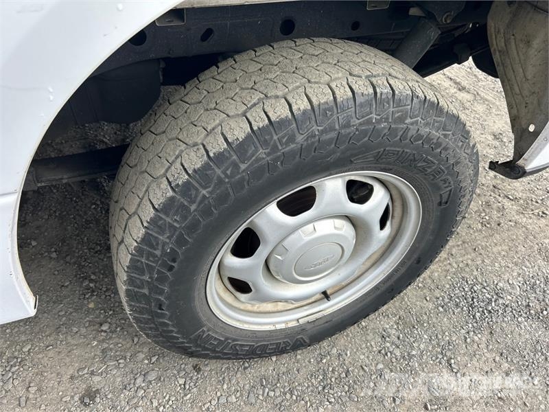 Ford F-150 XL 4x2 Extended Cab Pickup Drugi