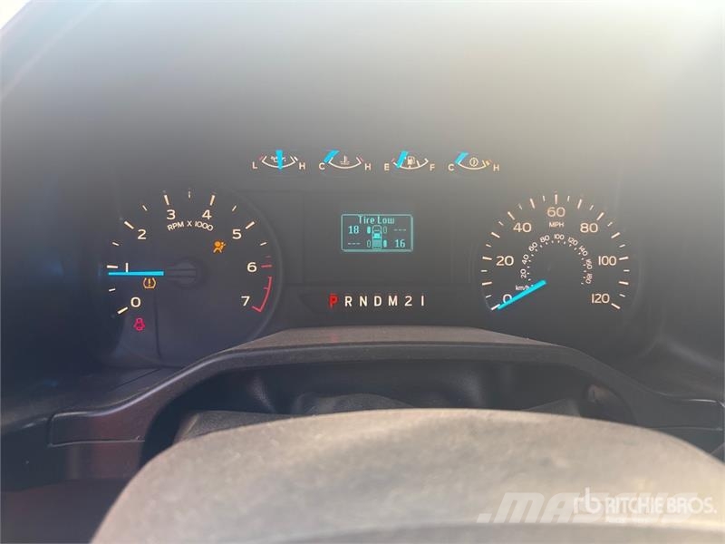 Ford F-150 XL 4x2 Extended Cab Pickup Ostalo