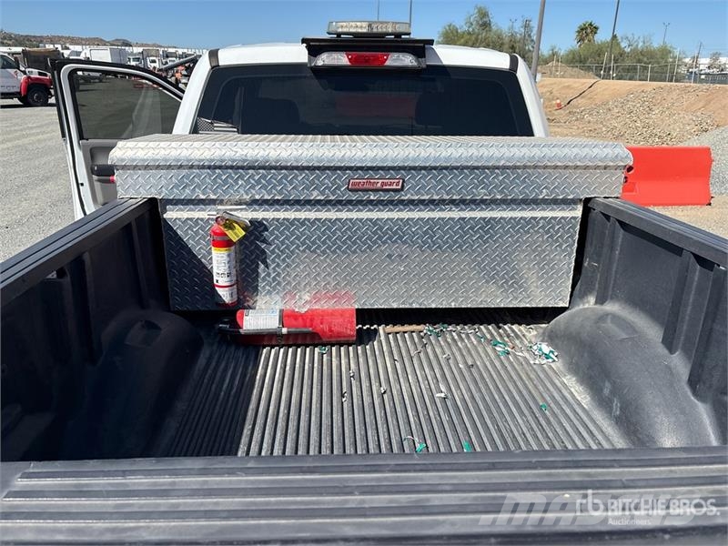 Ford F-150 XL 4x2 Extended Cab Pickup Autre fourgon / utilitaire