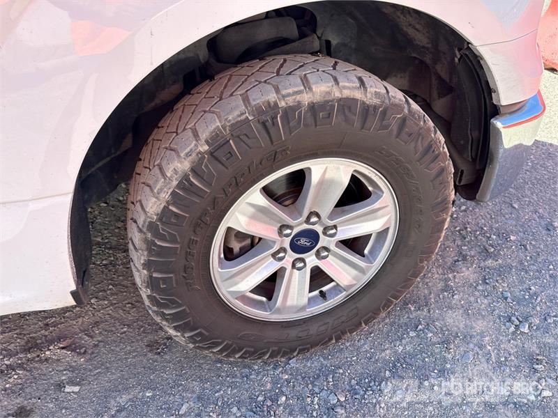 Ford F-150 XL 4x2 Extended Cab Pickup Autre fourgon / utilitaire