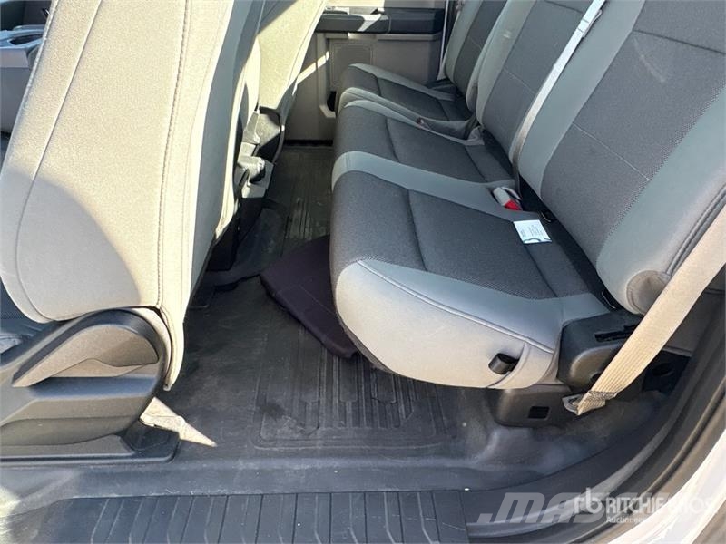 Ford F-150 XL 4x2 Extended Cab Pickup Muu