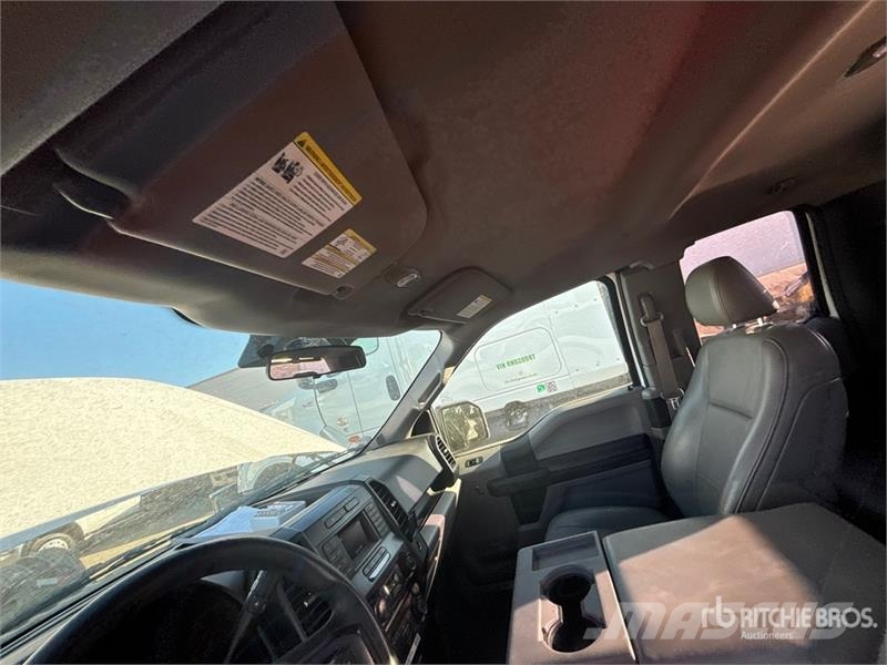 Ford F-150 XL 4x2 Extended Cab Pickup Furgoni altro
