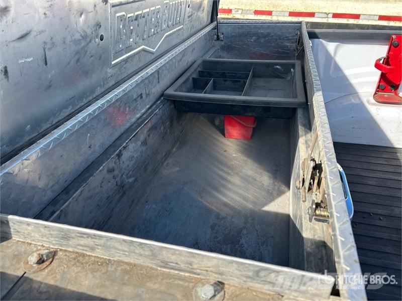 Ford F-150 XL 4x2 Extended Cab Pickup 其他