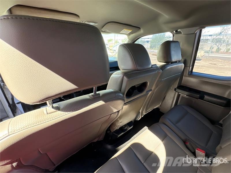 Ford F-150 XL 4x2 Extended Cab Pickup (Inoperable) Ostalo