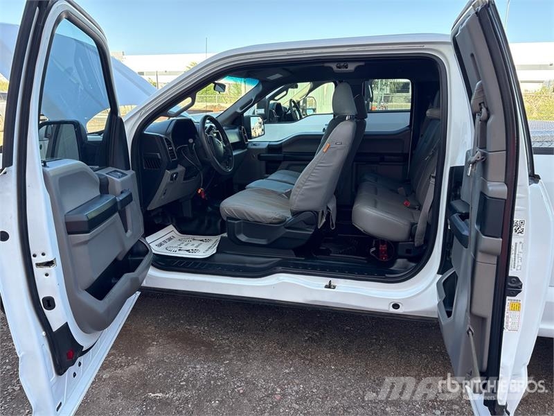 Ford F-150 XL 4x2 Extended Cab Pickup Прочие фургоны
