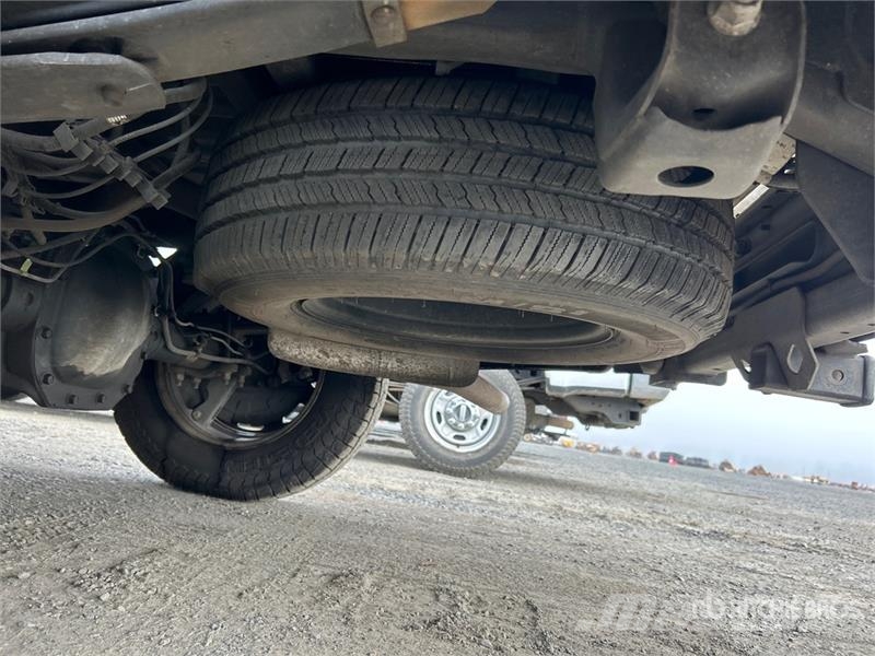 Ford F-150 XL 4x2 Extended Cab Pickup Drugi