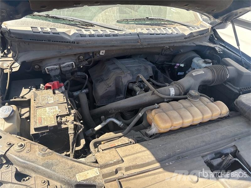 Ford F-150 XL 4x2 Extended Cab Pickup Други