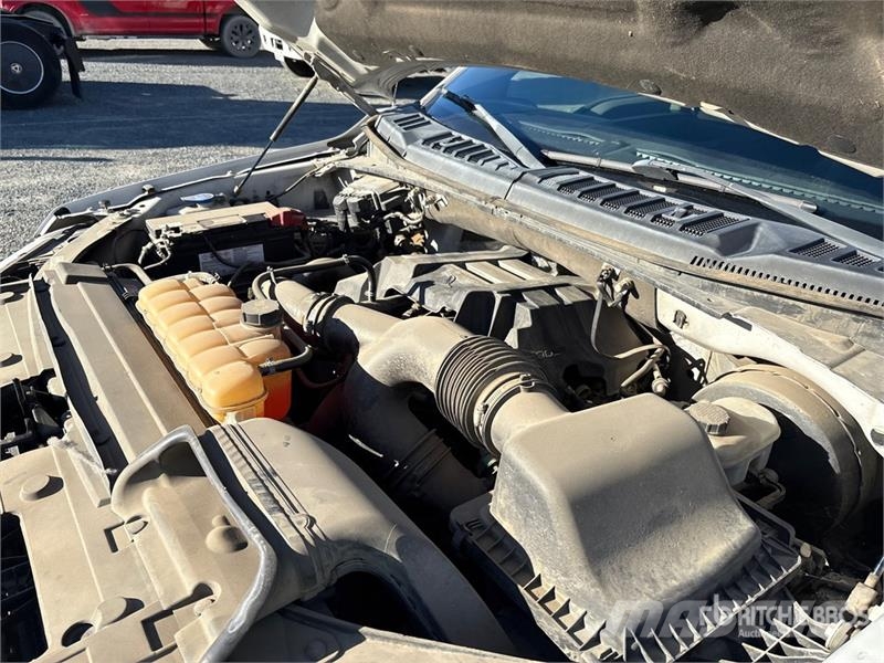Ford F-150 XL 4x2 Extended Cab Pickup Drugi