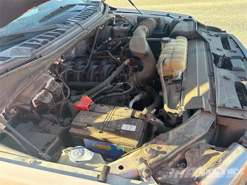 Ford F-150 XL 4x2 Extended Cab Pickup Furgoni altro