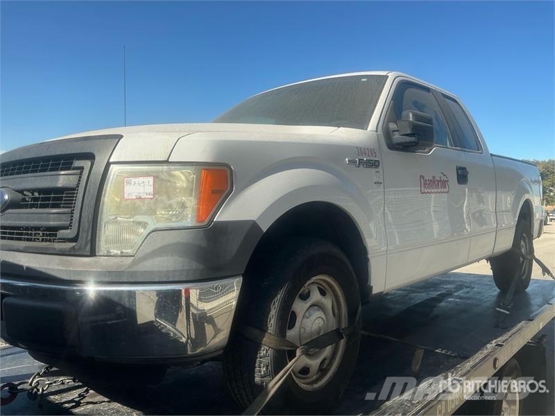 Ford F-150 XL 4x2 Extended Cab Pickup 其他