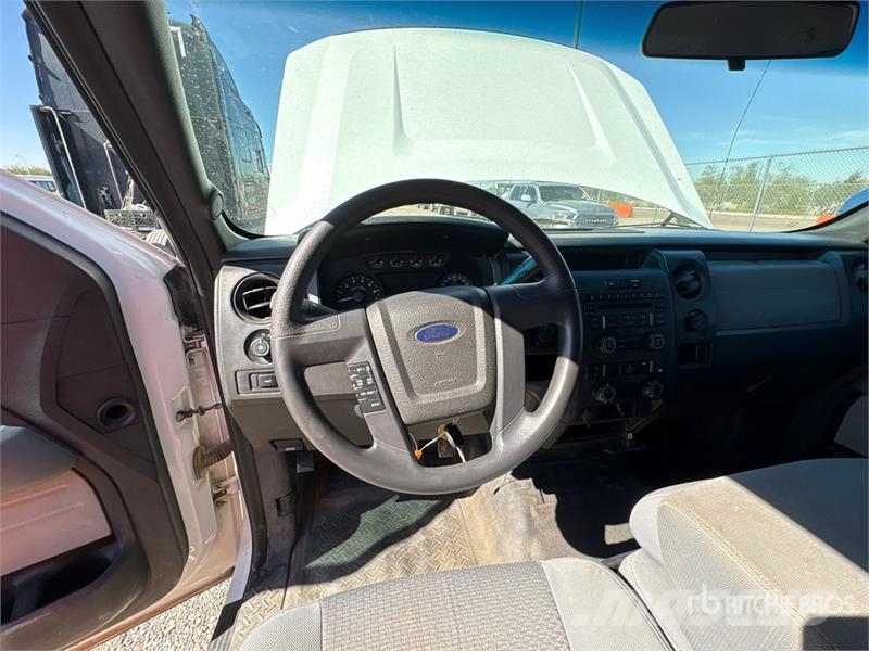 Ford F-150 XL 4x2 Extended Cab Pickup Autre fourgon / utilitaire