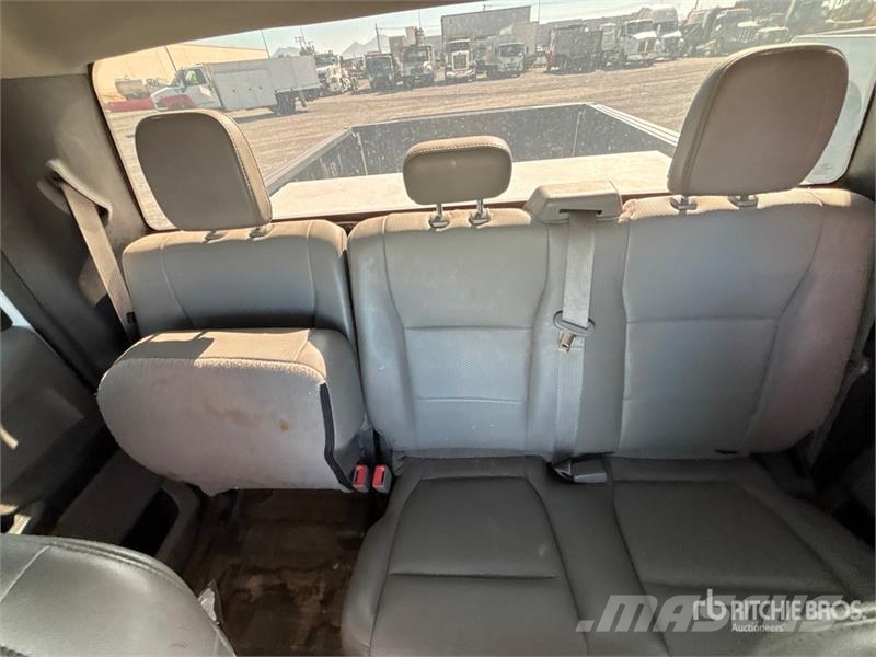 Ford F-150 XL 4x2 Extended Cab Pickup 其他