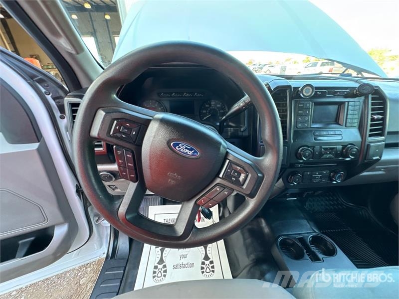 Ford F-150 XL 4x2 Extended Cab Pickup Прочие фургоны