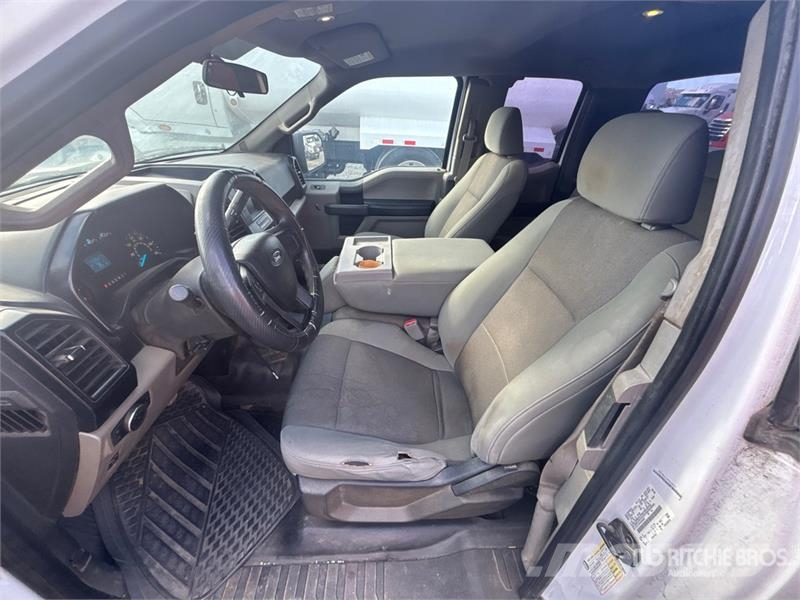 Ford F-150 XL 4x2 Extended Cab Pickup Ostalo