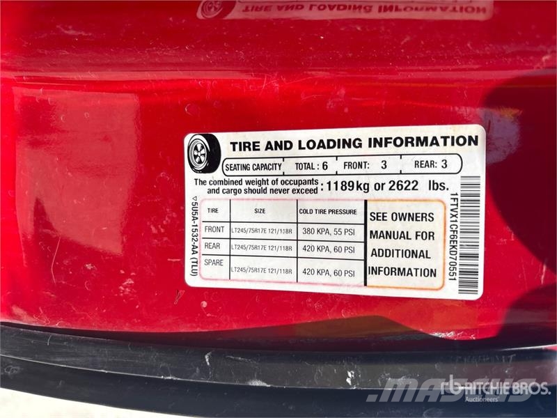 Ford F-150 XL 4x2 Extended Cab Pickup その他