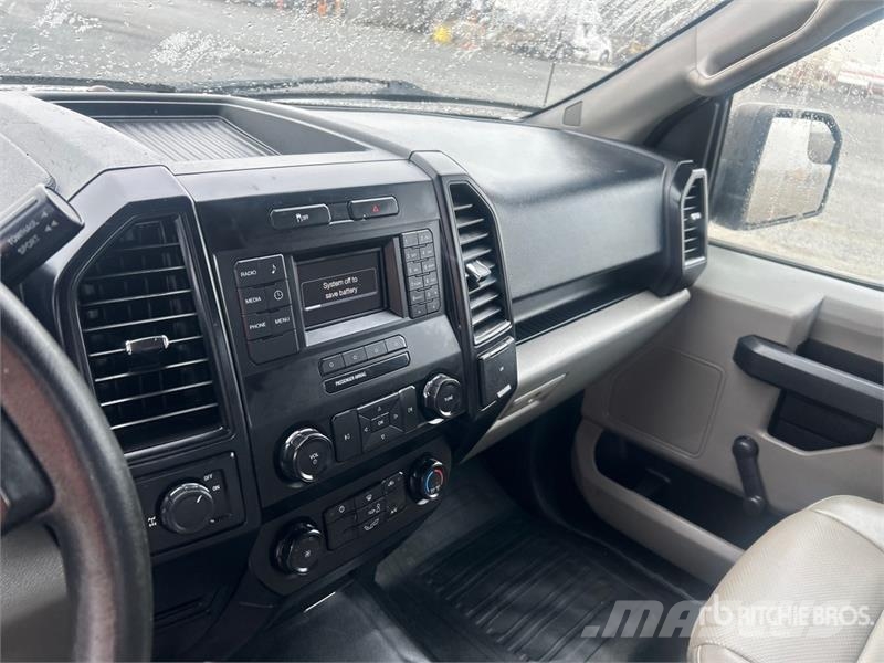 Ford F-150 XL 4x2 Extended Cab Pickup Muut autot