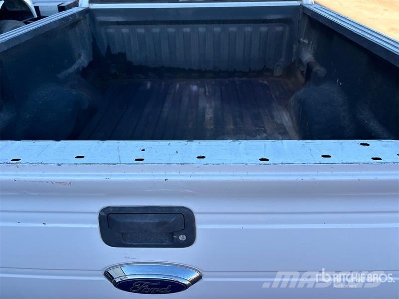Ford F-150 XL 4x2 Extended Cab Pickup Citi