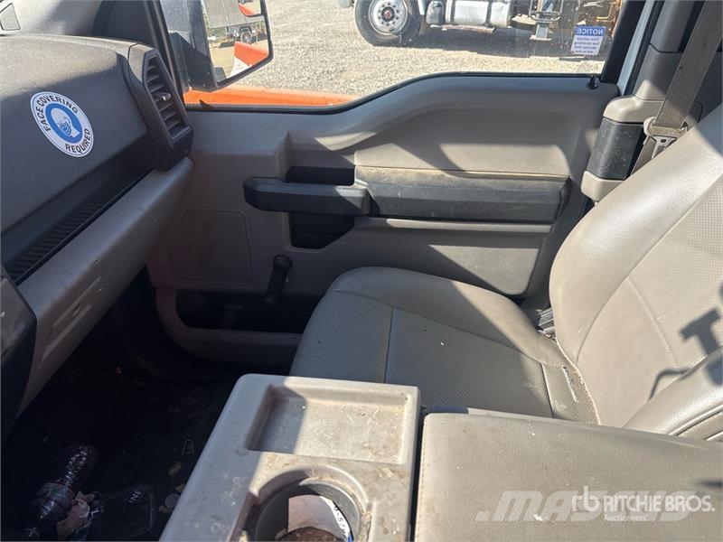 Ford F-150 XL 4x2 Extended Cab Pickup Прочие фургоны