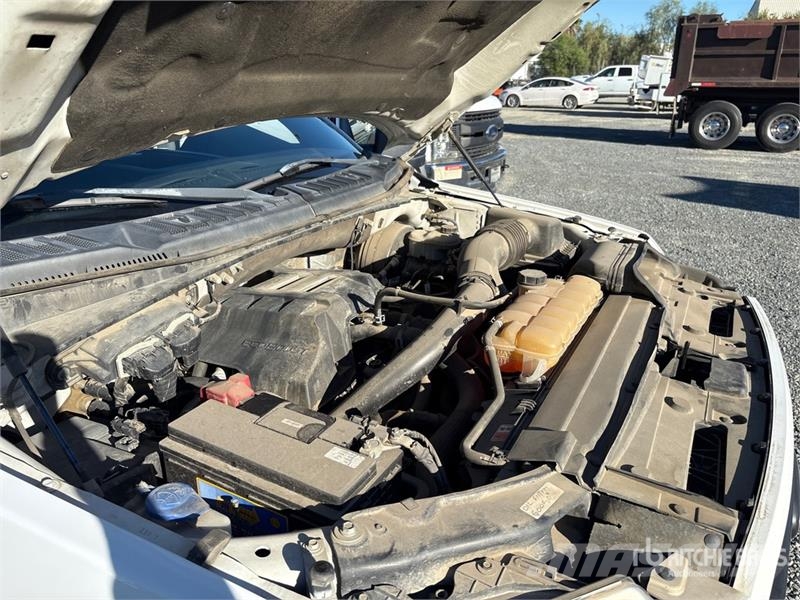 Ford F-150 XL 4x2 Extended Cab Pickup Drugi