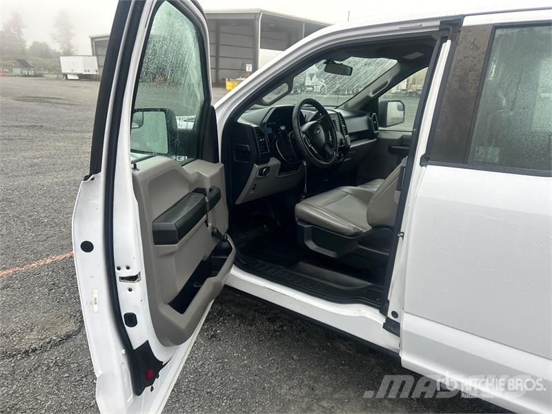 Ford F-150 XL 4x2 Extended Cab Pickup Muut autot
