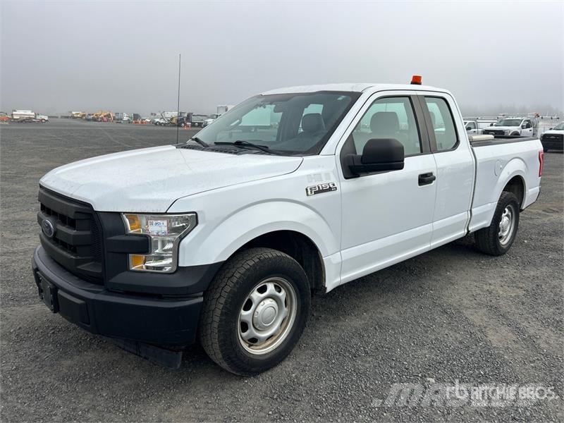 Ford F-150 XL 4x2 Extended Cab Pickup Drugi
