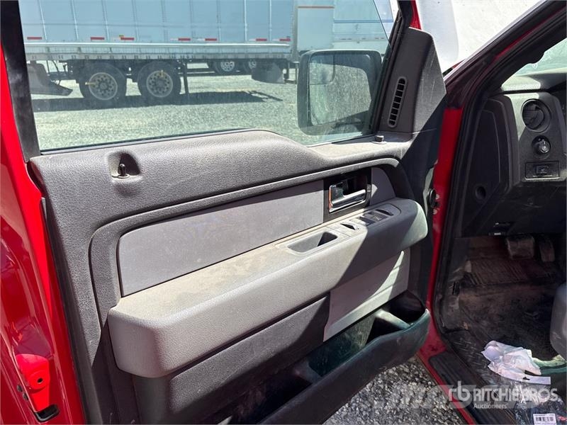 Ford F-150 XL 4x2 Extended Cab Pickup Прочие фургоны