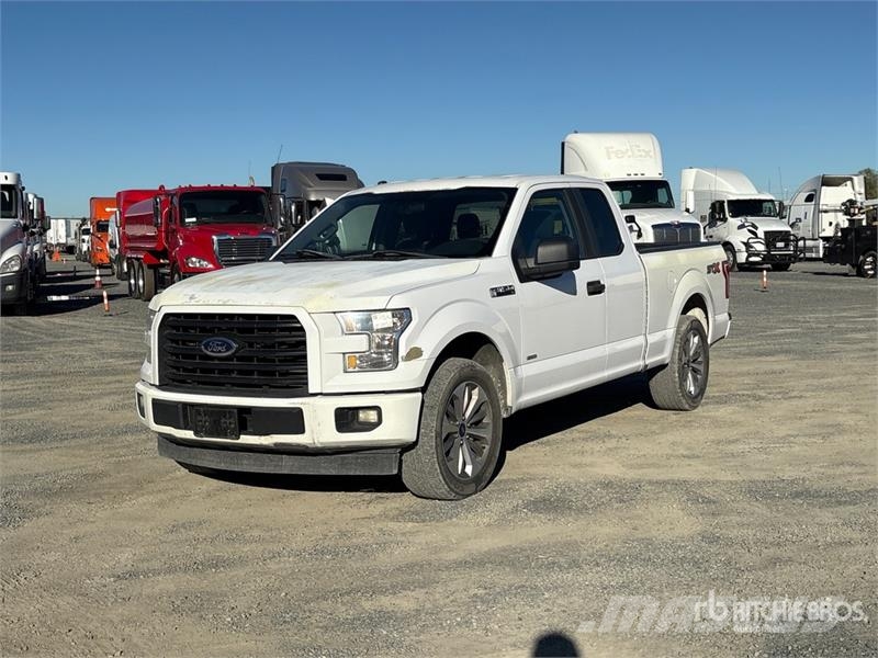 Ford F-150 XL 4x2 Extended Cab Pickup Drugi