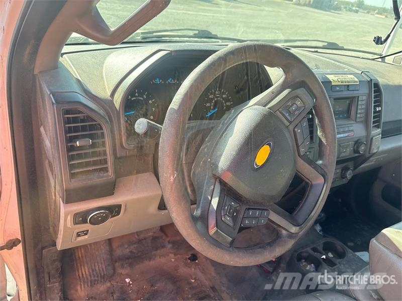 Ford F-150 XL 4x2 Extended Cab Pickup Прочие фургоны