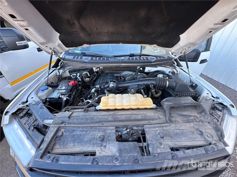 Ford F-150 XL 4x2 Extended Cab Pickup Прочие фургоны