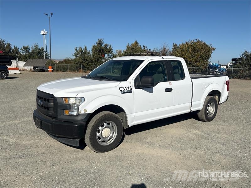 Ford F-150 XL 4x2 Extended Cab Pickup Прочие фургоны
