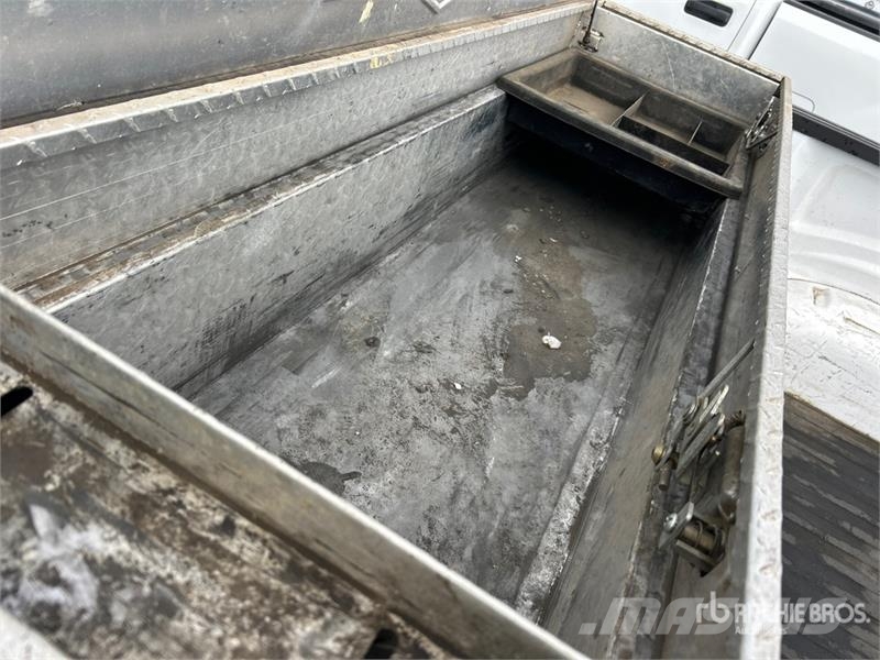 Ford F-150 XL 4x2 Extended Cab Pickup Drugi